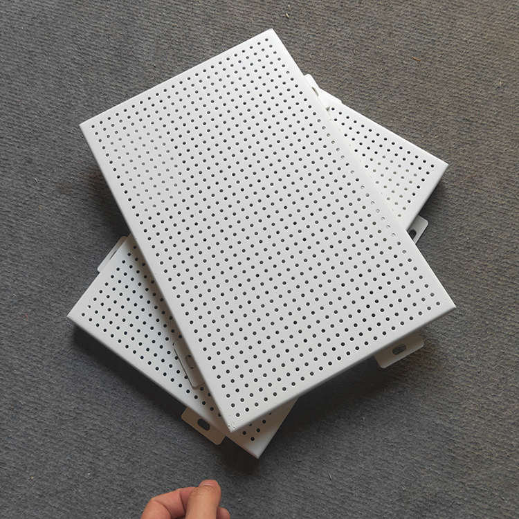 冲孔铝单板