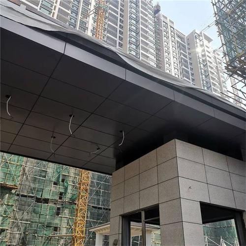 氟碳铝单板价格最低多少