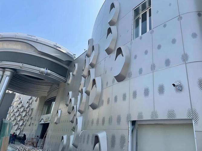 冲孔铝单板选对了吗 2026采购避坑指南