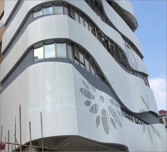 铝单板厂家怎么选2026年看这三点就够了