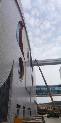 铝板组价分析_铝单板价格影响因素_铝单板价格今年下半年走势